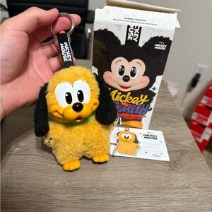 100% authentic Pop Mart Disney Mickey Family Cute Together Plush Keychain Pluto